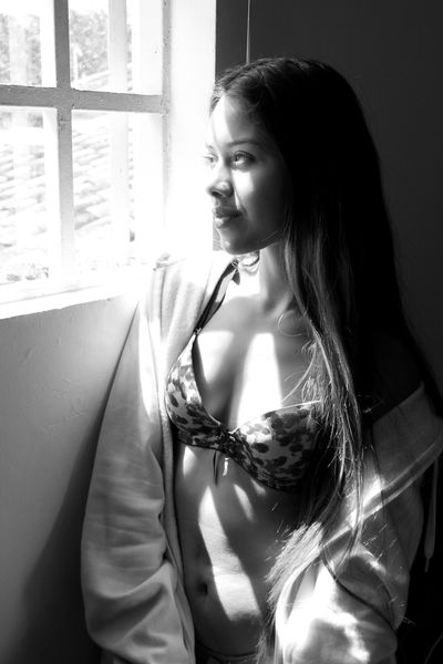 Available Now Escort in Clovis California