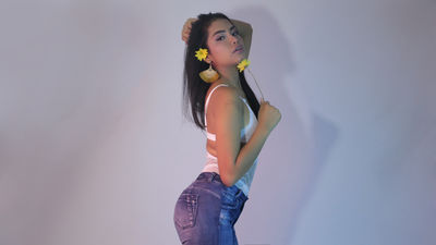 Xuan Harris - Escort Girl from Tucson Arizona