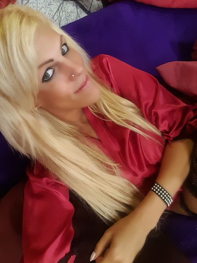 Zara Wildcam - Escort Girl from Eugene Oregon