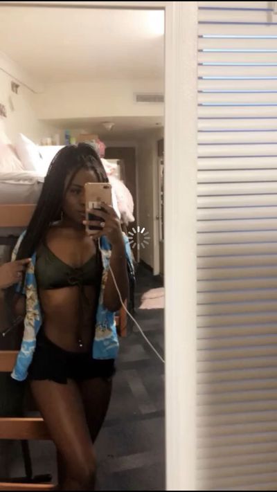 Sharon Kite - Escort Girl from North Charleston South Carolina