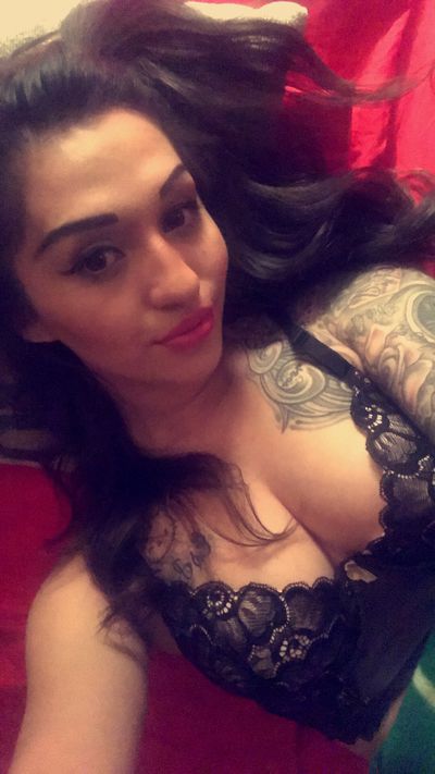 mariahdiamond - Escort Girl from Rockford Illinois