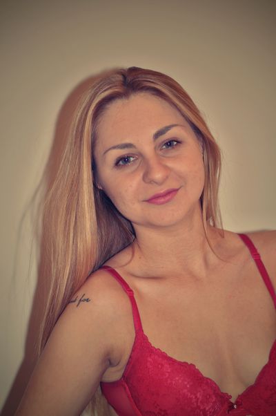 medicinegirl - Escort Girl from Topeka Kansas