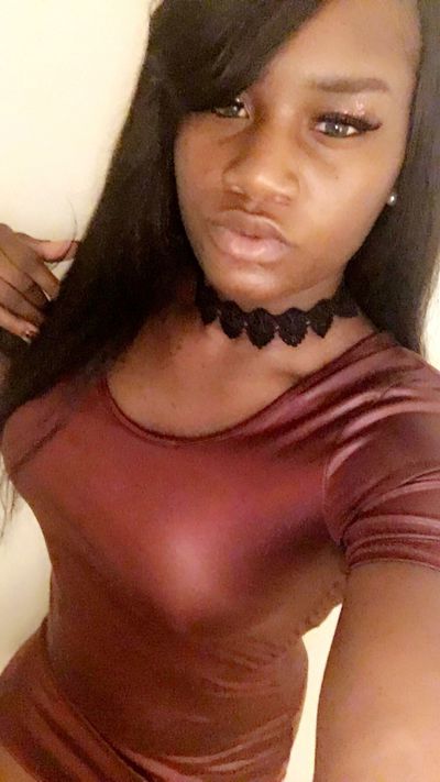 monimocha - Escort Girl from Sacramento California
