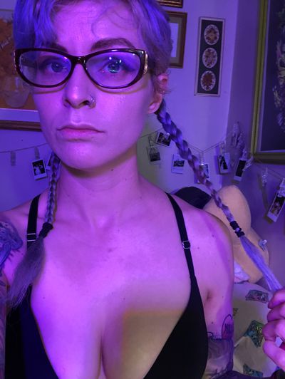 Vero Vul - Escort Girl from Charlotte North Carolina