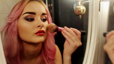 Caucasian Escort in Glendale Arizona