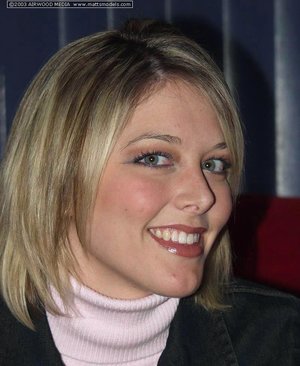 18 year old girl Agnes uncovers her perky tits as she gets completely naked