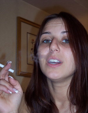 18 year old girl Bella nudeing off a cock in her graduation attire