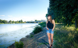 18 year old girl Hailey Little takes off yoga attire to stand naked