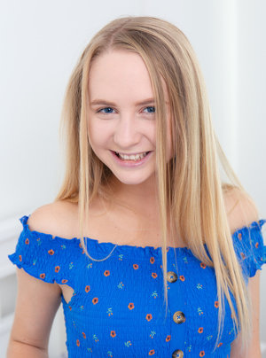 18 year old girl Ava Hardy humps her stepbrother in cotton underwear