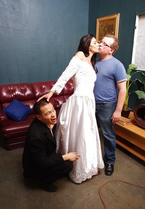 18 year old girl sexys her sisters boyfriend and sends her the selfie as proof