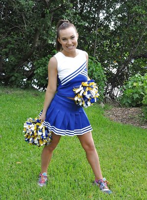 18 year old cutie Christine Paradise pulling denim shorts aside