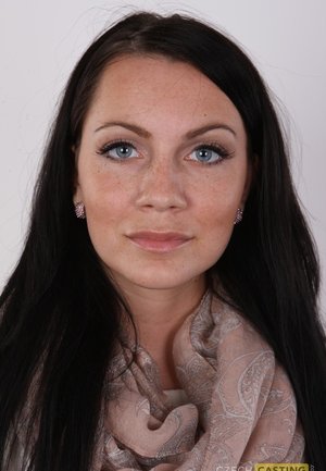 Amateur girlfriend Bella Reese has hardcore sex with a fat cock