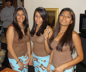 18 year old female boxer Sabrina Blond covers up her naked tits