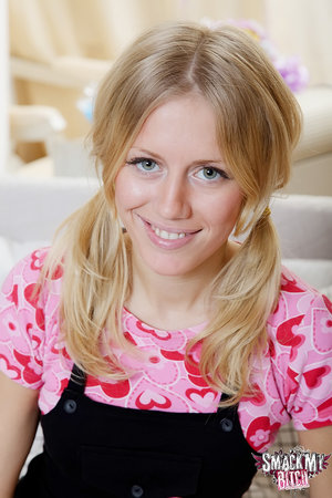 18 year old blond with big tits Aislin wets and fingers her pink slit in a tub