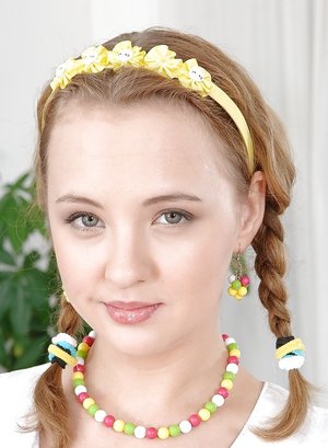 18 year old girl Emily Bender loses her virginity during sex on a leather sofa