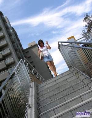 18 year old black girl Nia Nacci doffs school clothes to poses naked