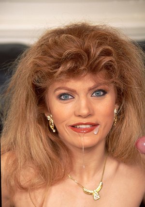 18 year old girl Barbie Bree strips to pink leg warmers in her bedroom