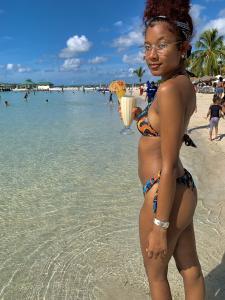 Judy Sweat - Baby Edinburgh, United Kingdom