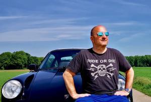 Michael Hogan - Daddy Charlotte, USA