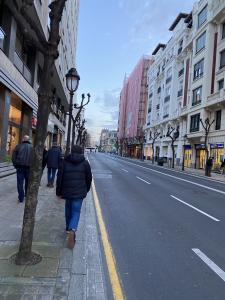 Omar Ellis - Daddy Pittsburg, USA