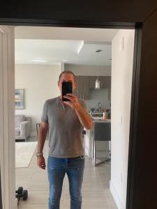 William Hildebrant - Daddy Victoria, Canada